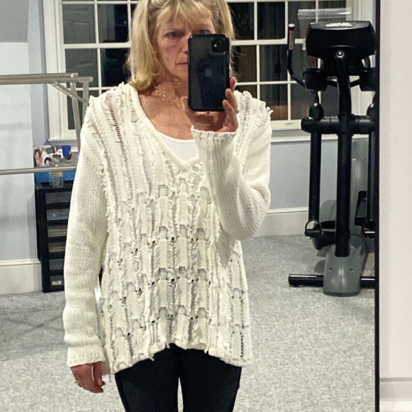 Label and Thread oversized cotton knit sweater. Size XS. Worn once. - Picture 8 of 9